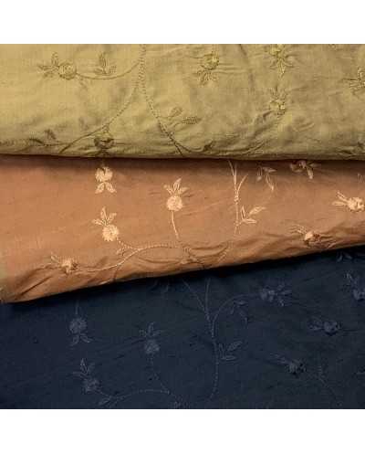 Tessuto Shantung Ricamato...